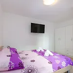 Appartamento Modernes Nur 430 Meter Zum Sandstrand Im Beliebten Viertel Crni Mul Crikvenica