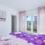 Appartamento Modernes Nur 430 Meter Zum Sandstrand Im Beliebten Viertel Crni Mul *