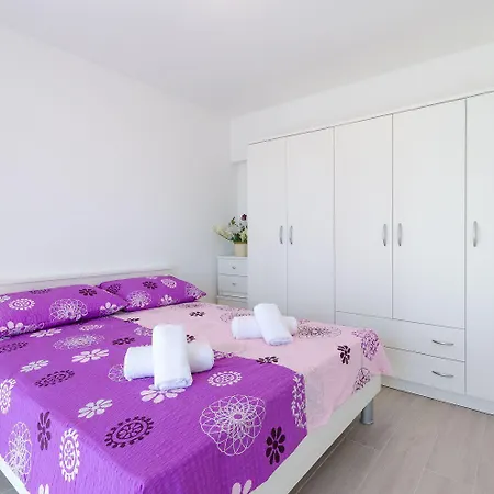 Appartement Modernes Nur 430 Meter Zum Sandstrand Im Beliebten Viertel Crni Mul Crikvenica