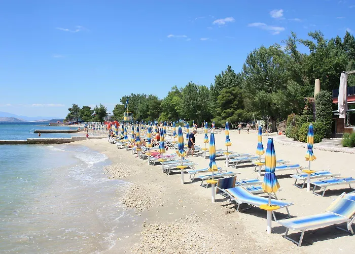 Modernes Nur 430 Meter Zum Sandstrand Im Beliebten Viertel Crni Mul Crikvenica